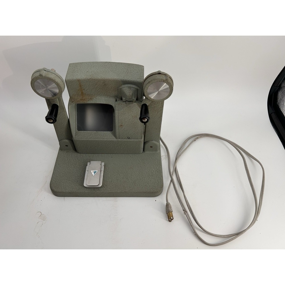 Vintage Baia Challenger Movie Editor Viewer Original‎ Box 8MM 120 VAC
